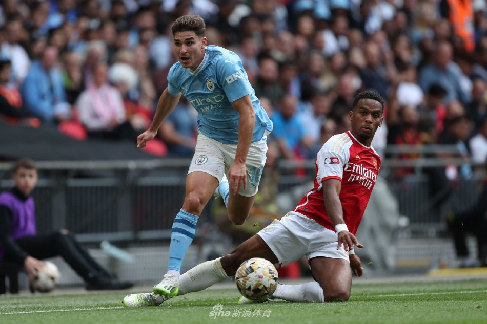 现场观战 现场观战