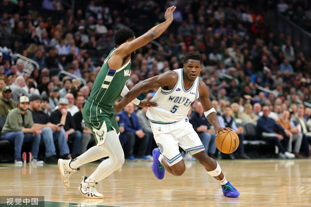 的手肘横向 的手肘横向