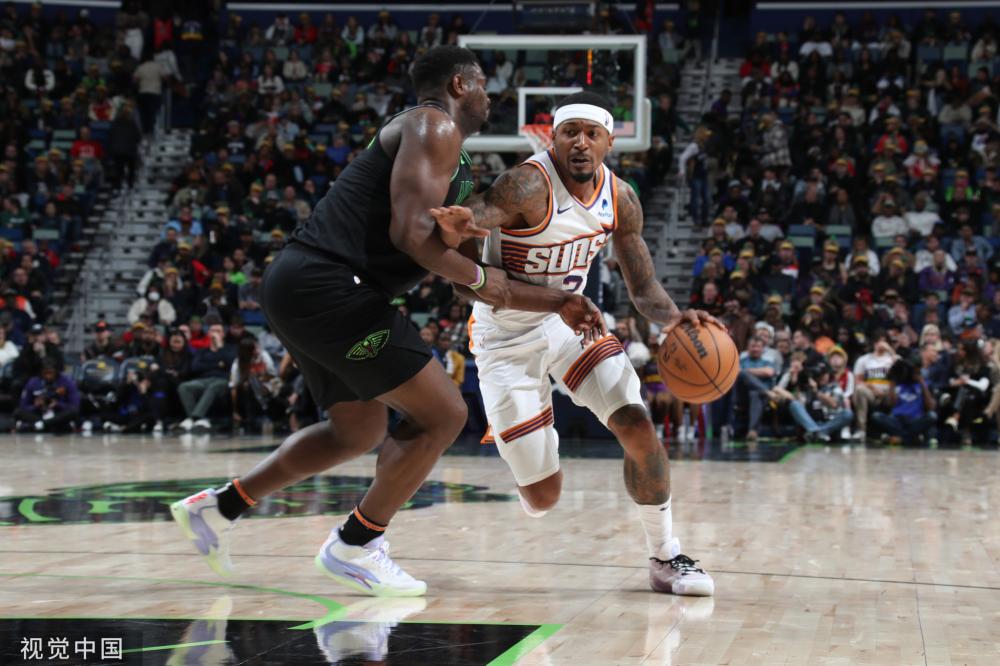 的亮眼表现 的亮眼表现